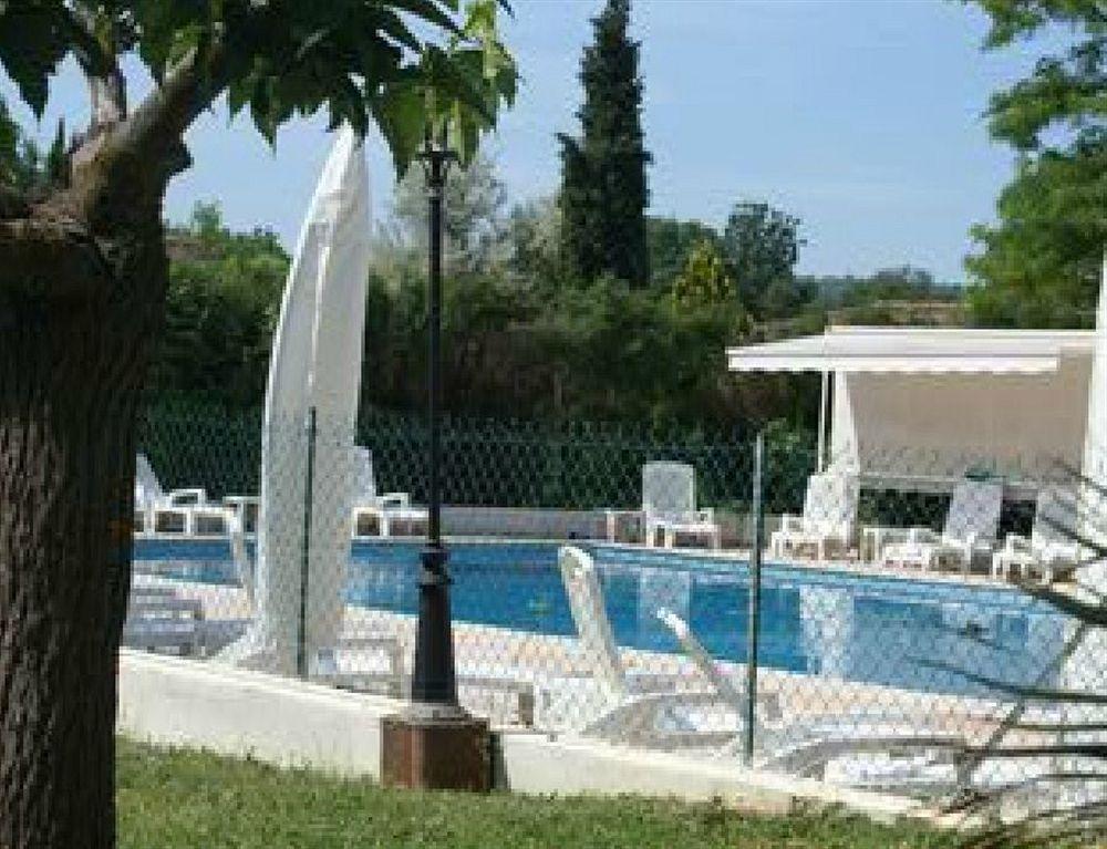 Le Relais Du Lac Hotel Montauroux Exterior photo