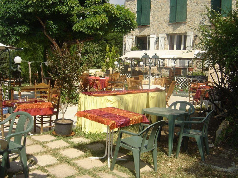 Le Relais Du Lac Hotel Montauroux Exterior photo